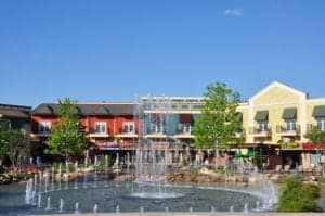 Island Show Fountain in Pigeon Forge