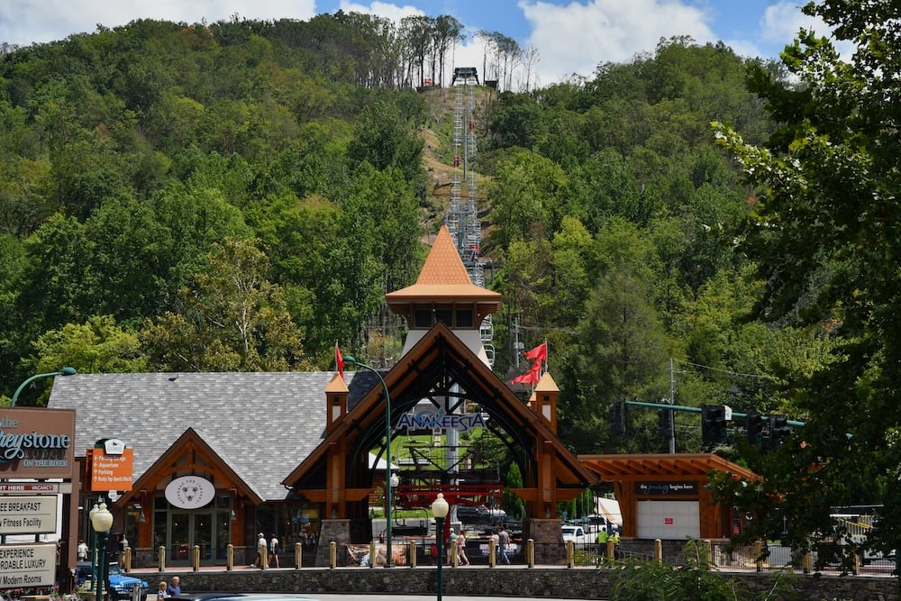 Top 4 Fun Things to Do in Gatlinburg With Kids